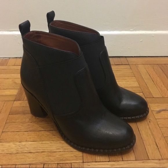 Marc By Marc Jacobs Shoes - Special delivery for @fazzonejaime